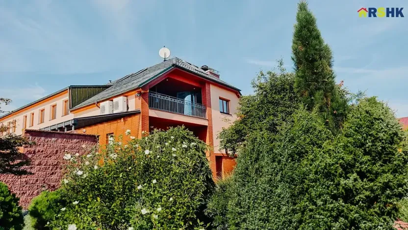 Prodej rodinného domu, Hradec Králové, Petra Jilemnického, 950 m2