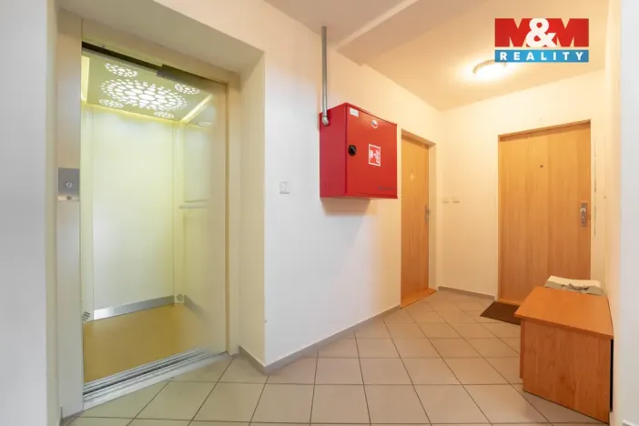 Pronájem bytu 1+kk, Praha - Braník, Na vinohradu, 34 m2