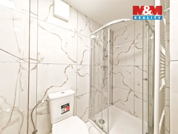 Pronájem kanceláře, Hradec Králové - Slezské Předměstí, Luční, 64 m2