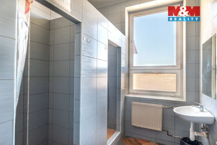 Prodej činžovního domu, Veselí nad Lužnicí - Veselí nad Lužnicí II, Nádražní, 1121 m2