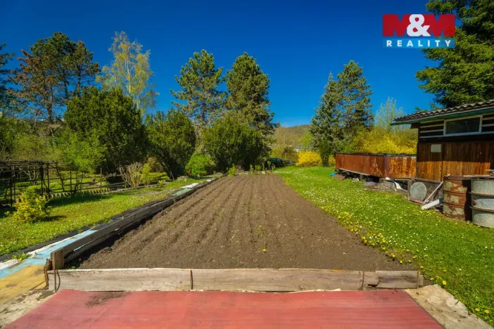 Prodej chaty, Ústí nad Labem - Svádov, 20 m2