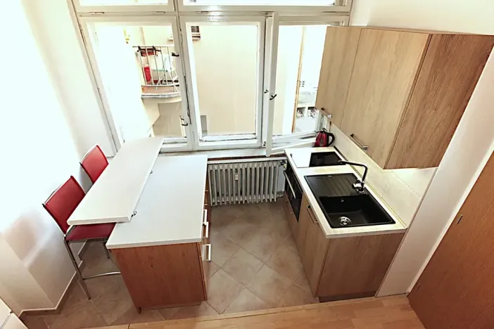 Pronájem bytu 1+kk, Praha - Holešovice, Heřmanova, 26 m2