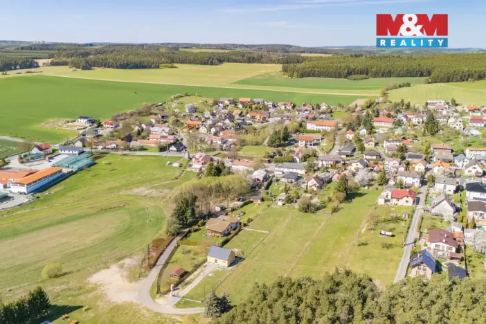 Prodej pole, Mrtník, 1161 m2