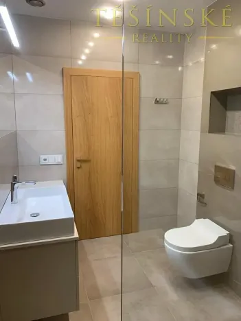 Pronájem bytu 5+kk, Komorní Lhotka, 200 m2
