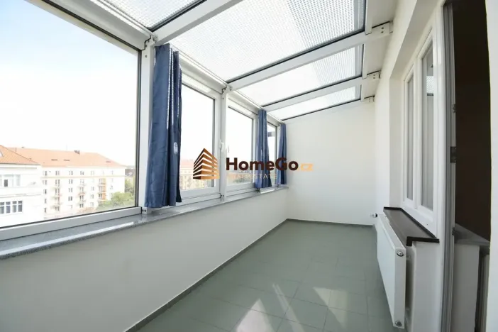 Pronájem bytu 2+kk, Praha - Nusle, U gymnázia, 50 m2