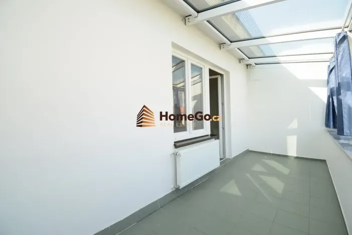 Pronájem bytu 2+kk, Praha - Nusle, U gymnázia, 50 m2