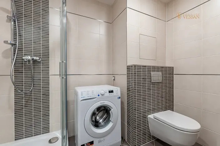 Prodej bytu 1+kk, Praha - Vysočany, Bassova, 28 m2