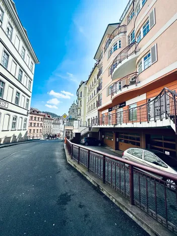 Prodej bytu 4+kk, Karlovy Vary, Zámecký vrch, 177 m2