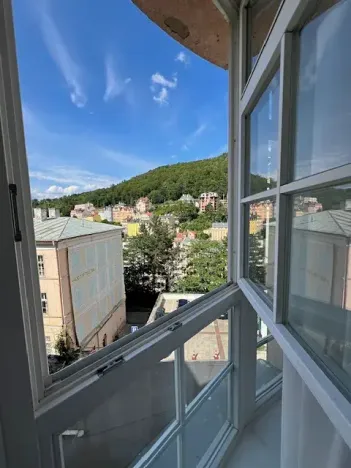 Prodej bytu 4+kk, Karlovy Vary, Zámecký vrch, 177 m2