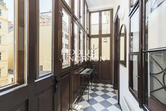 Pronájem bytu 2+kk, Praha - Nové Město, Štěpánská, 71 m2