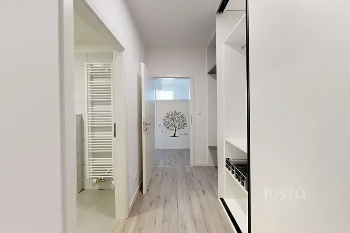 Pronájem bytu 1+kk, České Budějovice, Vrbenská, 32 m2