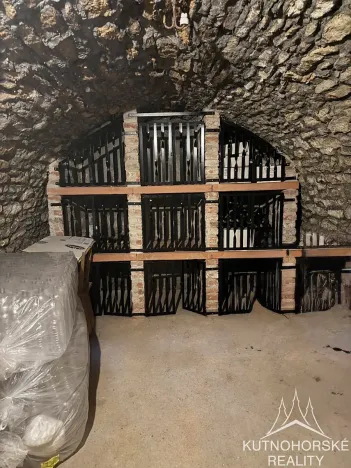Pronájem obchodního prostoru, Kutná Hora, Václavské náměstí, 270 m2