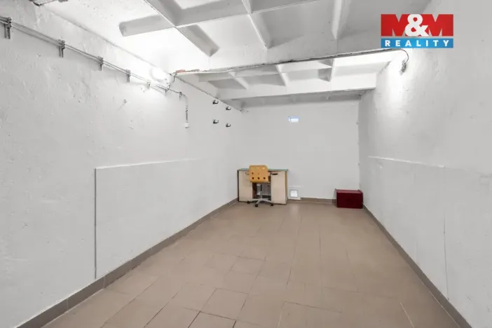 Prodej garáže, Kladno - Kročehlavy, Bellevue, 17 m2