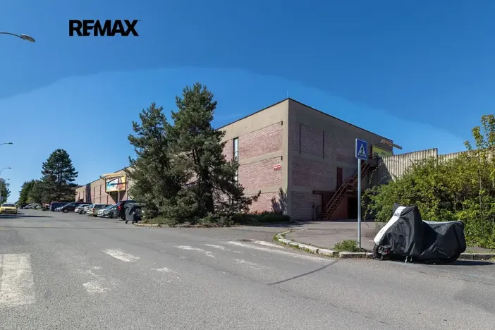 Prodej garáže, Praha - Liboc, Navigátorů, 19 m2