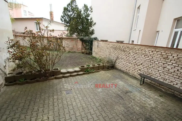 Pronájem bytu 1+1, Znojmo, Čermákova, 39 m2