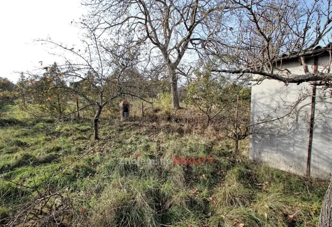 Pronájem zahrady, Znojmo, 3635 m2