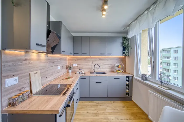 Pronájem bytu 2+1, Jirkov, Studentská, 57 m2