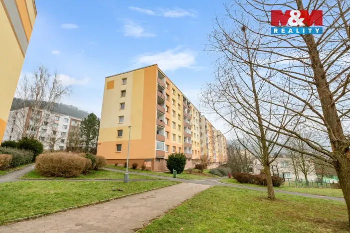 Pronájem bytu 1+1, Ústí nad Labem - Mojžíř, Peškova, 32 m2
