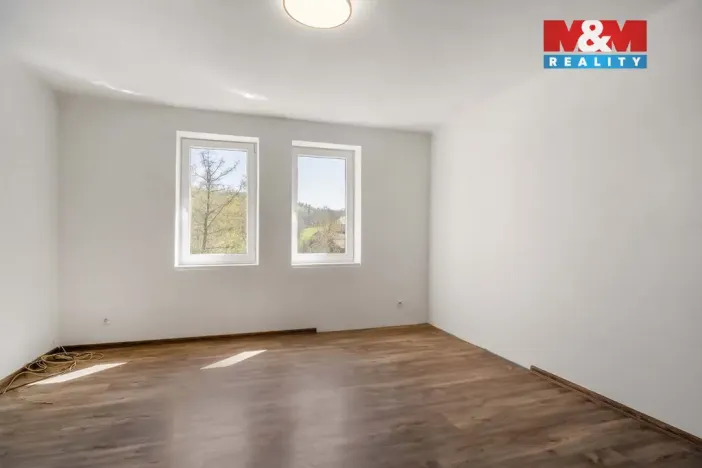 Pronájem bytu 2+1, Snědovice - Sukorady, 55 m2