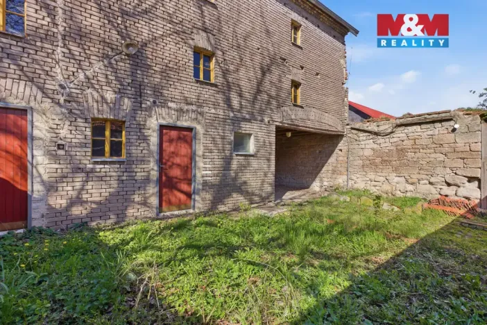 Prodej zemědělské usedlosti, Kněževes, Pražská, 90 m2