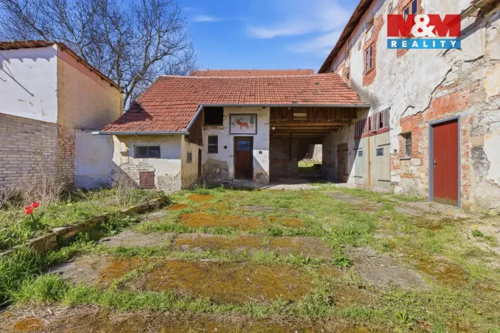 Prodej zemědělské usedlosti, Kněževes, Pražská, 90 m2