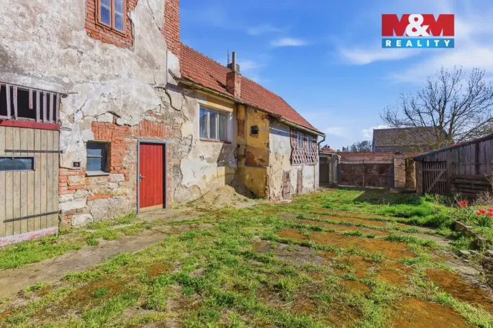 Prodej zemědělské usedlosti, Kněževes, Pražská, 90 m2