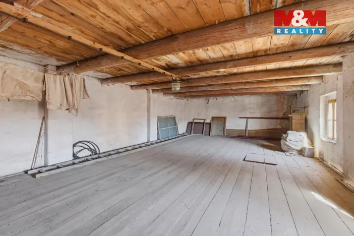 Prodej zemědělské usedlosti, Kněževes, Pražská, 90 m2