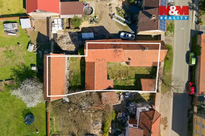 Prodej zemědělské usedlosti, Kněževes, Pražská, 90 m2