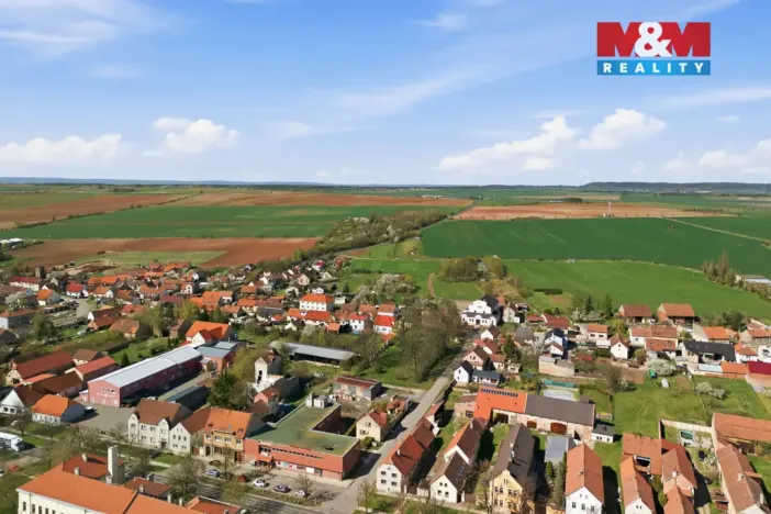 Prodej zemědělské usedlosti, Kněževes, Pražská, 90 m2