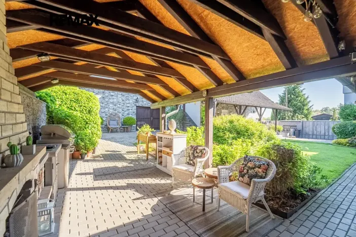 Prodej rodinného domu, Chrášťany, 175 m2