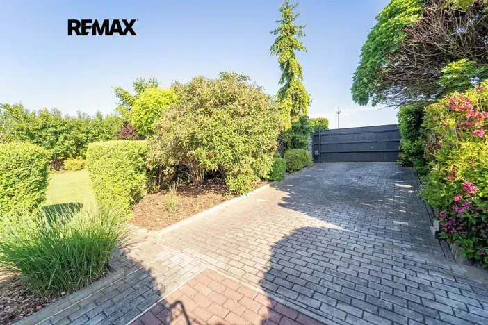 Prodej rodinného domu, Chrášťany, 175 m2