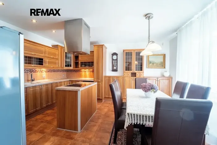 Prodej rodinného domu, Chrášťany, 175 m2