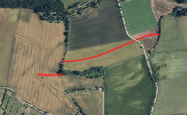 Prodej pole, Ptení, 17732 m2