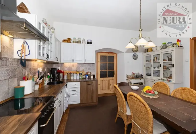 Prodej rodinného domu, Rabí, 325 m2