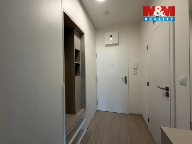 Pronájem bytu 2+kk, Brno, Střední, 49 m2