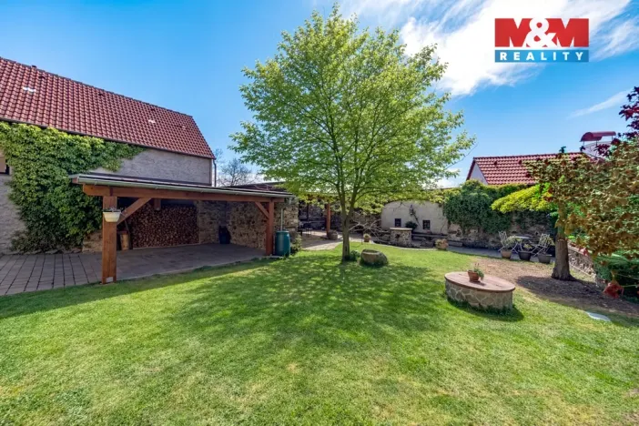 Prodej rodinného domu, Divišov, Horní náměstí, 213 m2