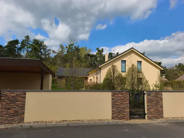 Prodej rodinného domu, Zichovec, 384 m2