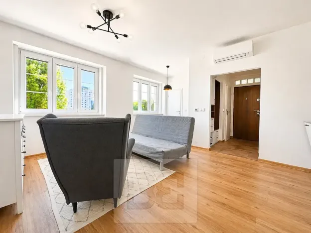 Pronájem bytu 2+kk, Brno, Střední, 50 m2