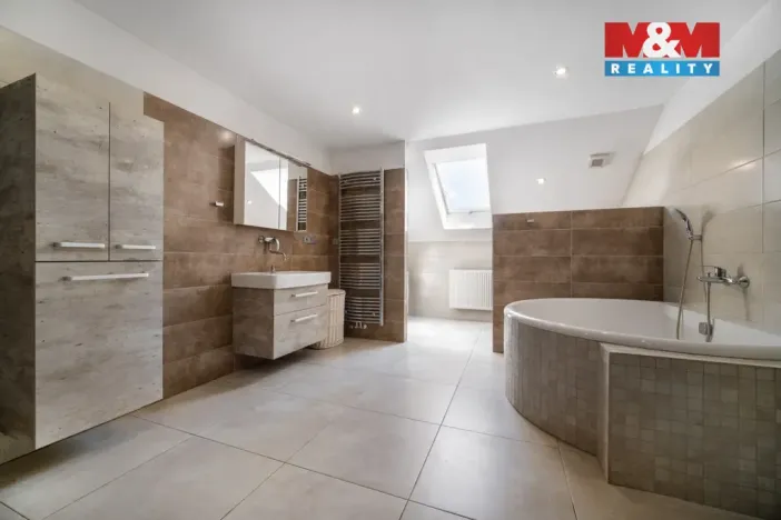 Prodej rodinného domu, Ústí nad Orlicí, Královéhradecká, 290 m2