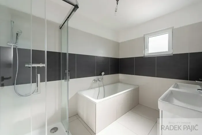 Prodej rodinného domu, Týnec nad Sázavou, Luční, 147 m2