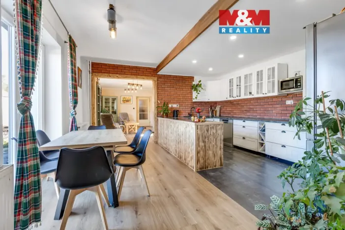 Prodej rodinného domu, Klobuky, Nová, 186 m2