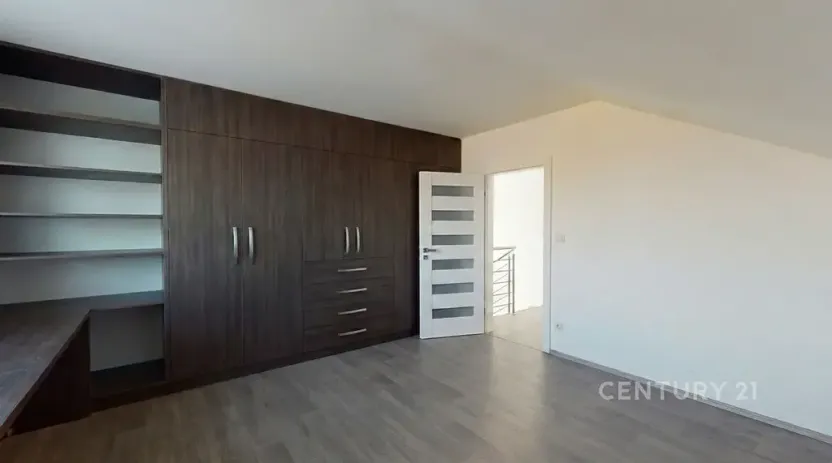 Prodej rodinného domu, Ivaň, 319 m2