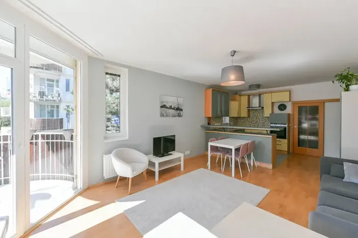 Prodej bytu 3+kk, Praha, Remízková, 74 m2