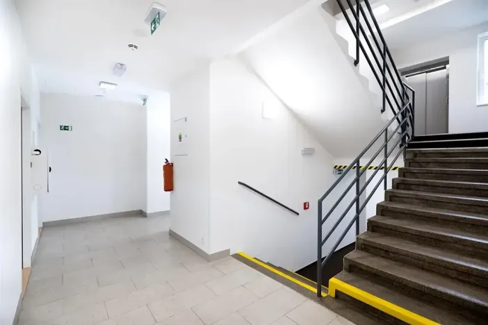Pronájem bytu 1+kk, Praha - Vysočany, Lisabonská, 20 m2