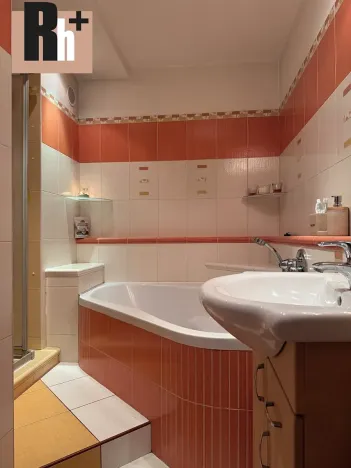 Prodej bytu 3+1, Ostrava, Mojmírovců, 67 m2