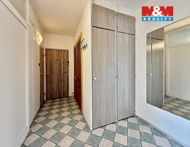 Prodej bytu 2+1, Podbořany, Sídliště Míru, 66 m2