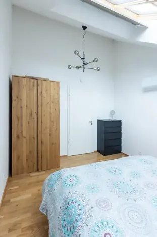 Pronájem bytu 3+kk, Praha - Nové Město, Legerova, 75 m2