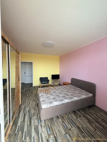 Pronájem bytu 2+1, Hradec Králové, třída Edvarda Beneše, 76 m2
