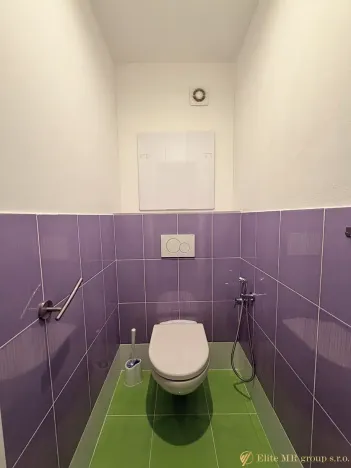 Pronájem bytu 2+1, Hradec Králové, třída Edvarda Beneše, 76 m2