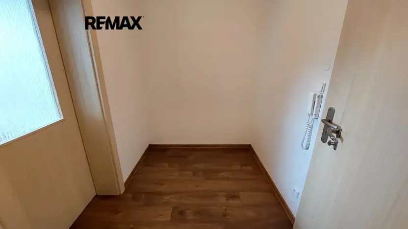 Pronájem bytu 2+kk, Rousínov, 41 m2